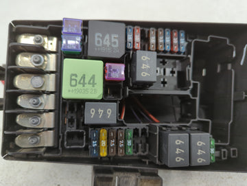 2015-2019 Volkswagen Golf Fusebox Fuse Box Panel Relay Module P/N:5Q0 907 361 D Fits Fits 2015 2016 2017 2018 2019 2020 2021 2022 OEM Used Auto Parts