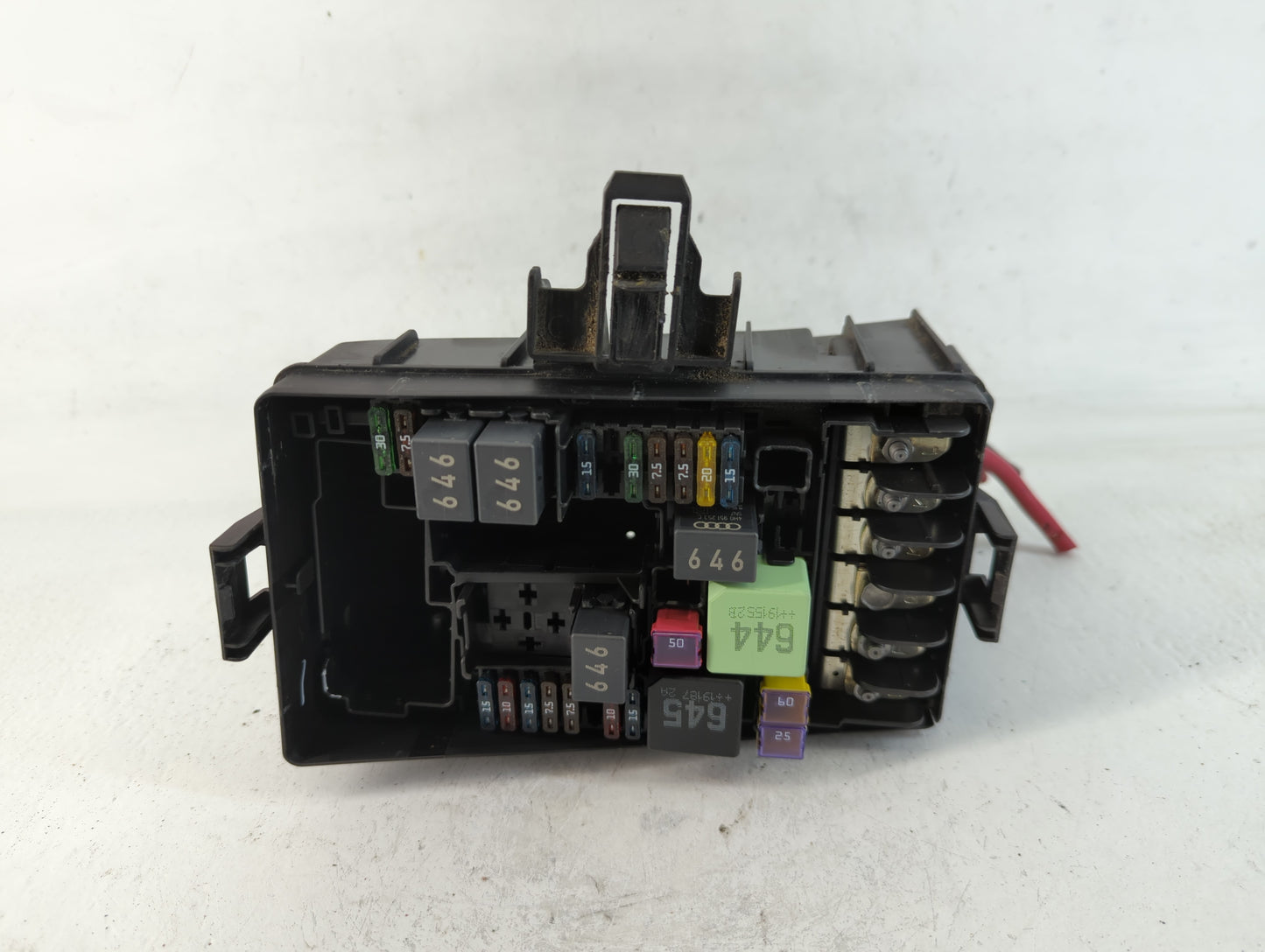 2015-2019 Volkswagen Golf Fusebox Fuse Box Panel Relay Module P/N:5Q0 907 361 D Fits Fits 2015 2016 2017 2018 2019 2020 2021