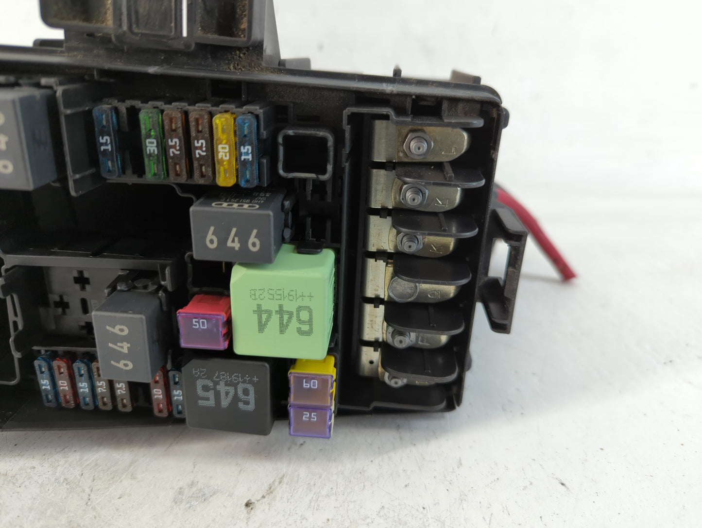 2015-2019 Volkswagen Golf Fusebox Fuse Box Panel Relay Module P/N:5Q0 907 361 D Fits Fits 2015 2016 2017 2018 2019 2020 2021