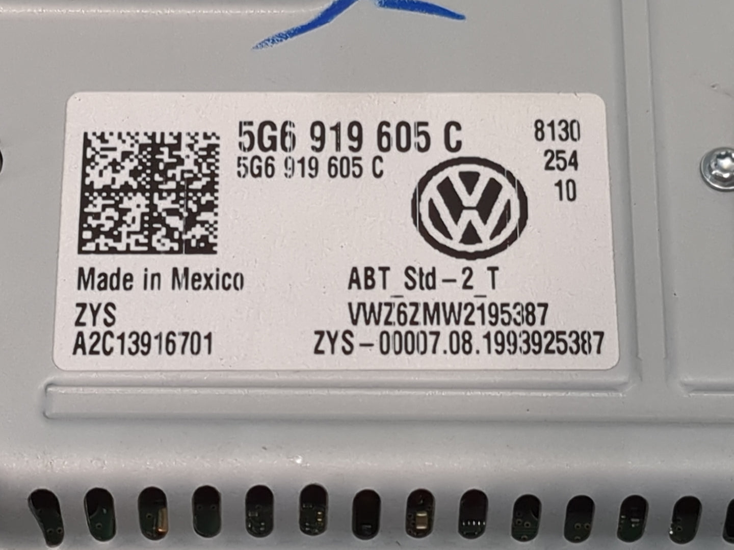Volkswagen Golf Gti Information Display Screen 1468464 - Oemusedautoparts1.com