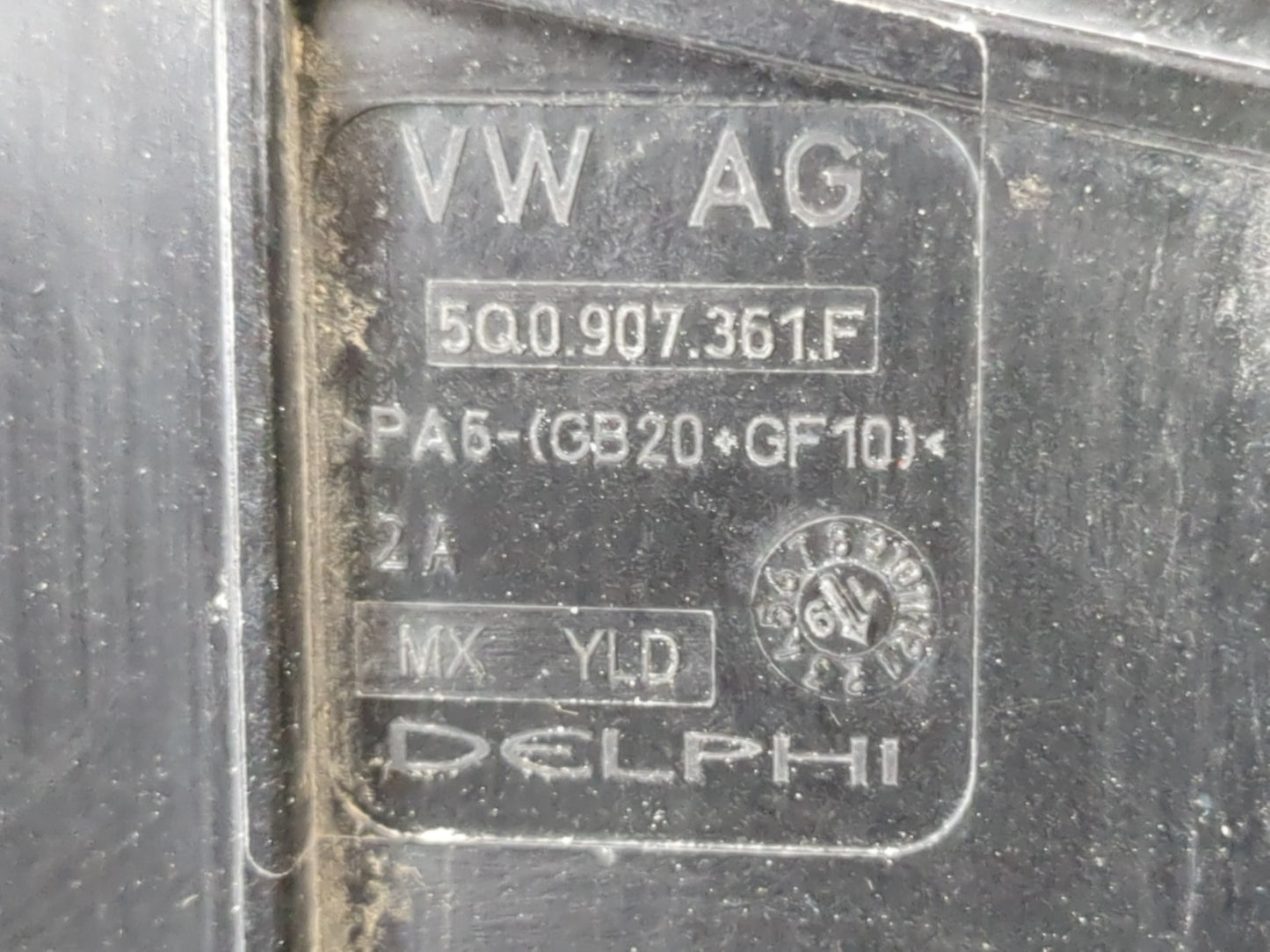 2019-2021 Volkswagen Jetta Fusebox Fuse Box Panel Relay Module P/N:TAB 016 331 AH Fits Fits 2019 2020 2021 OEM Used Auto Par