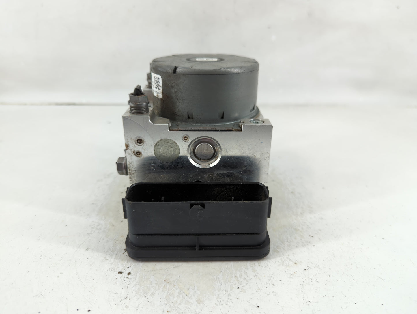 2019 Volkswagen Jetta ABS Pump Control Module Replacement P/N:5Q0 614 517 CT Fits OEM Used Auto Parts - Oemusedautoparts1.co