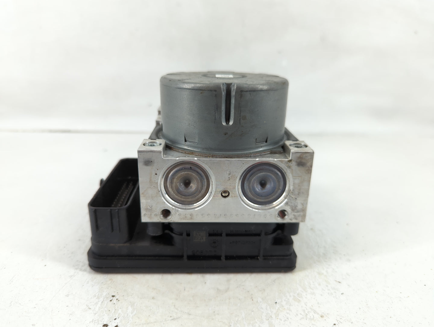 2019 Volkswagen Jetta ABS Pump Control Module Replacement P/N:5Q0 614 517 CT Fits OEM Used Auto Parts - Oemusedautoparts1.co