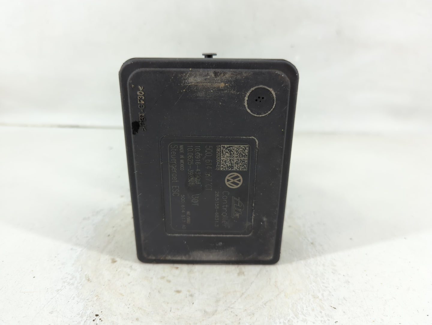 2019 Volkswagen Jetta ABS Pump Control Module Replacement P/N:5Q0 614 517 CT Fits OEM Used Auto Parts - Oemusedautoparts1.co