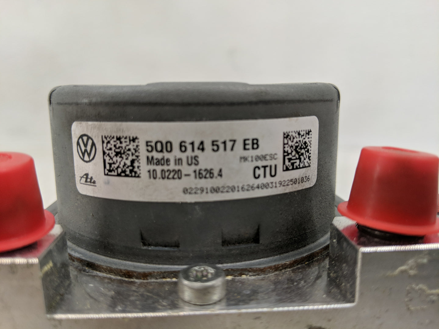 2019 Volkswagen Jetta ABS Pump Control Module Replacement P/N:5Q0 614 517 EB Fits OEM Used Auto Parts - Oemusedautoparts1.co