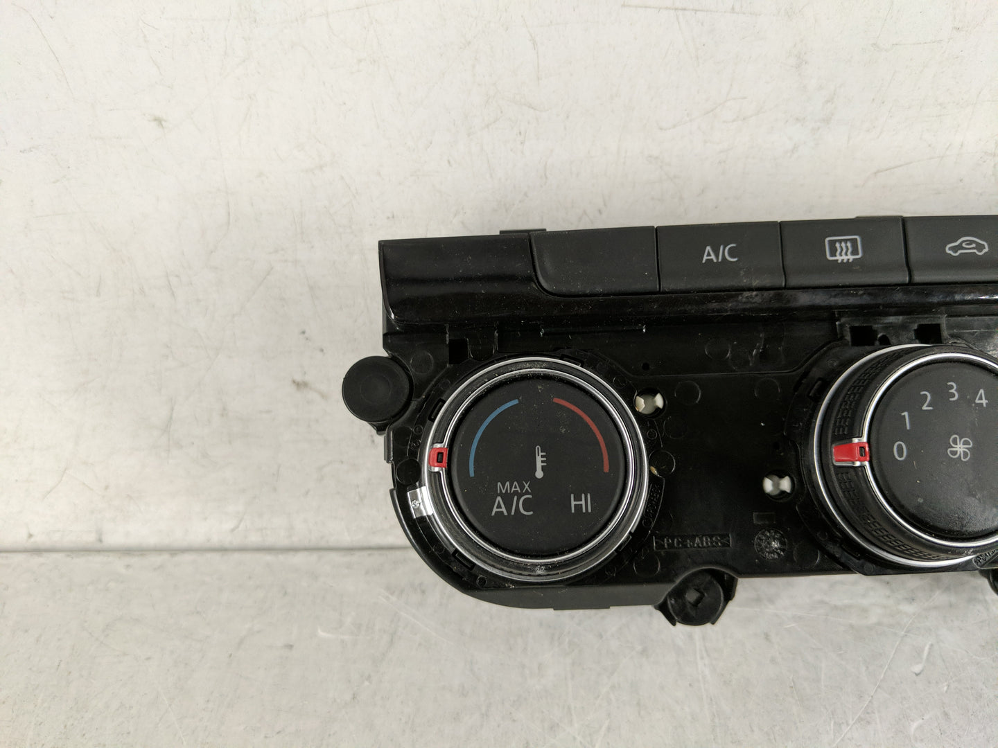 2019-2021 Volkswagen Jetta Climate Control Module Temperature AC/Heater Replacement P/N:5GM907426H Fits Fits 2019 2020 2021 