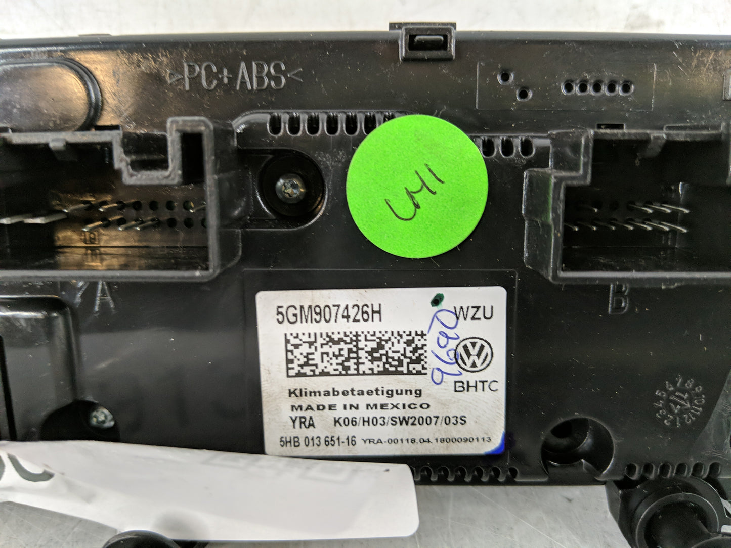 2019-2021 Volkswagen Jetta Climate Control Module Temperature AC/Heater Replacement P/N:5GM907426H Fits Fits 2019 2020 2021 