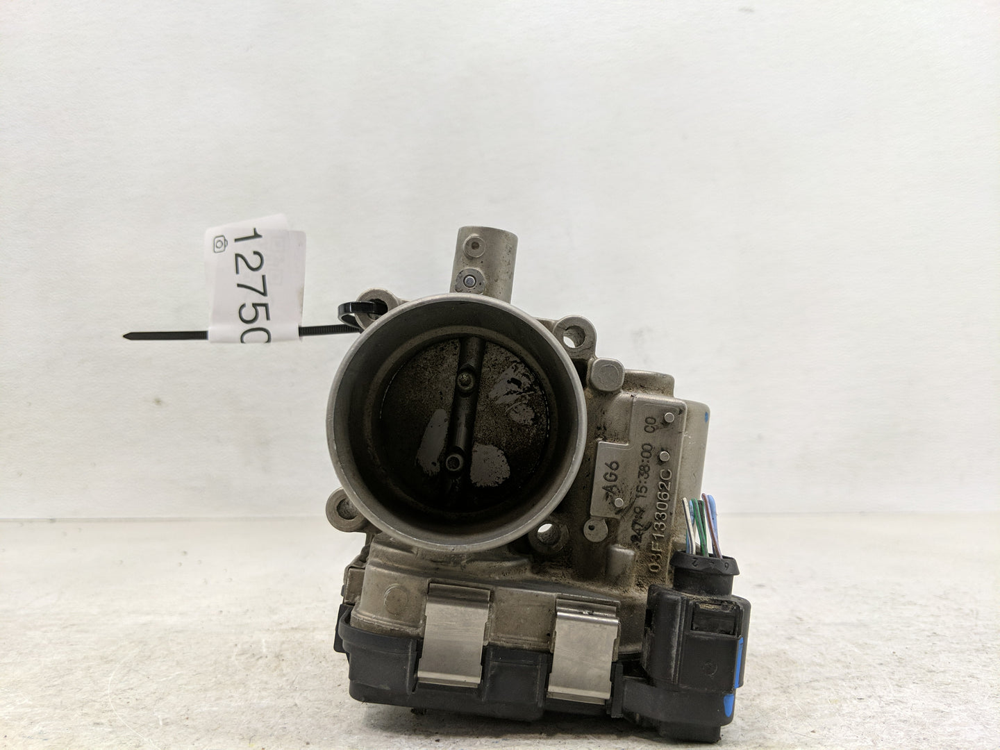 2019-2021 Volkswagen Jetta Throttle Body P/N:03F 133 062 Fits Fits 2016 2017 2018 2019 2020 2021 OEM Used Auto Parts - Oemus