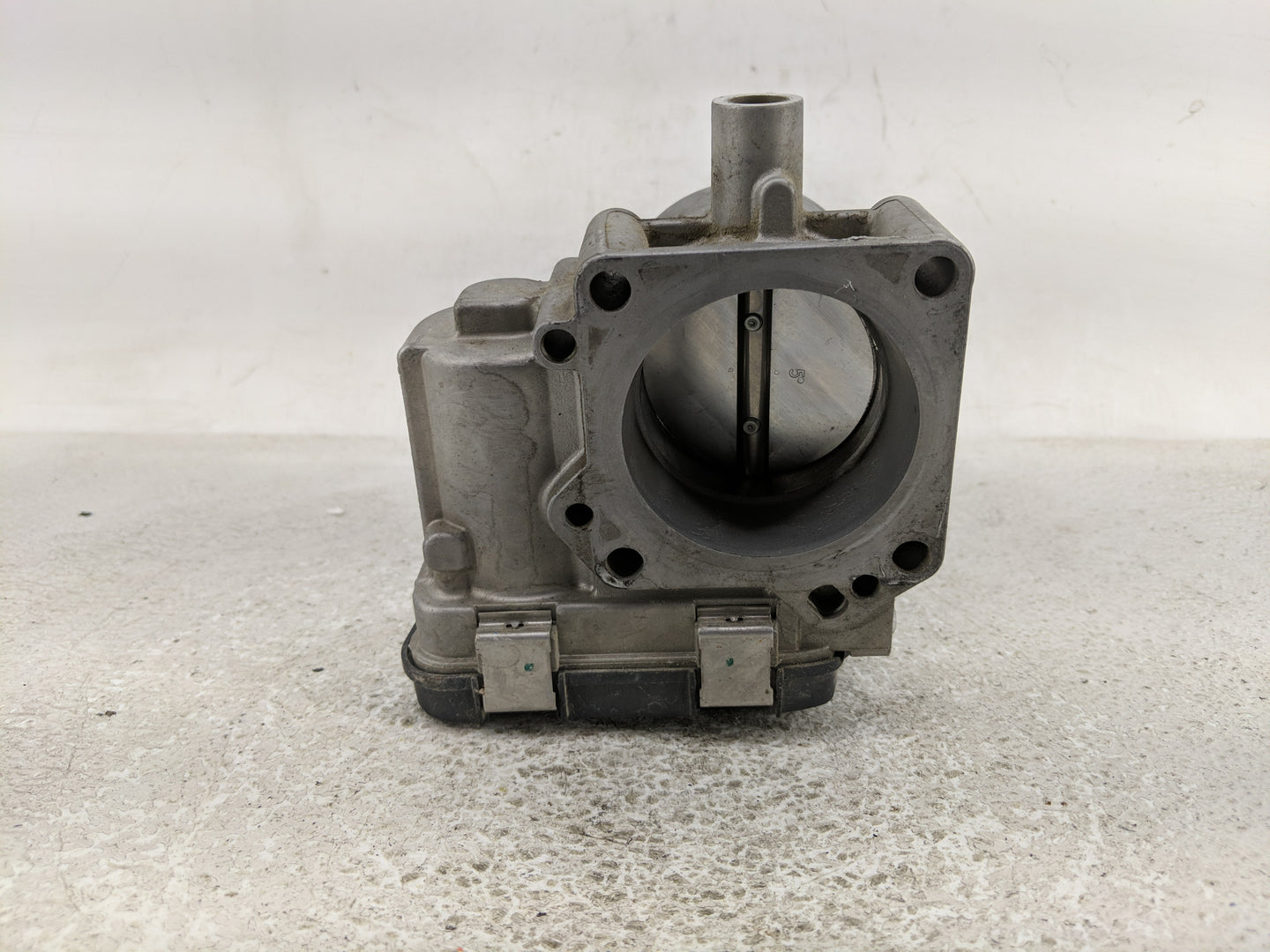 2019-2021 Volkswagen Jetta Throttle Body P/N:03F133062C Fits Fits 2016 2017 2018 2019 2020 2021 OEM Used Auto Parts - Oemuse