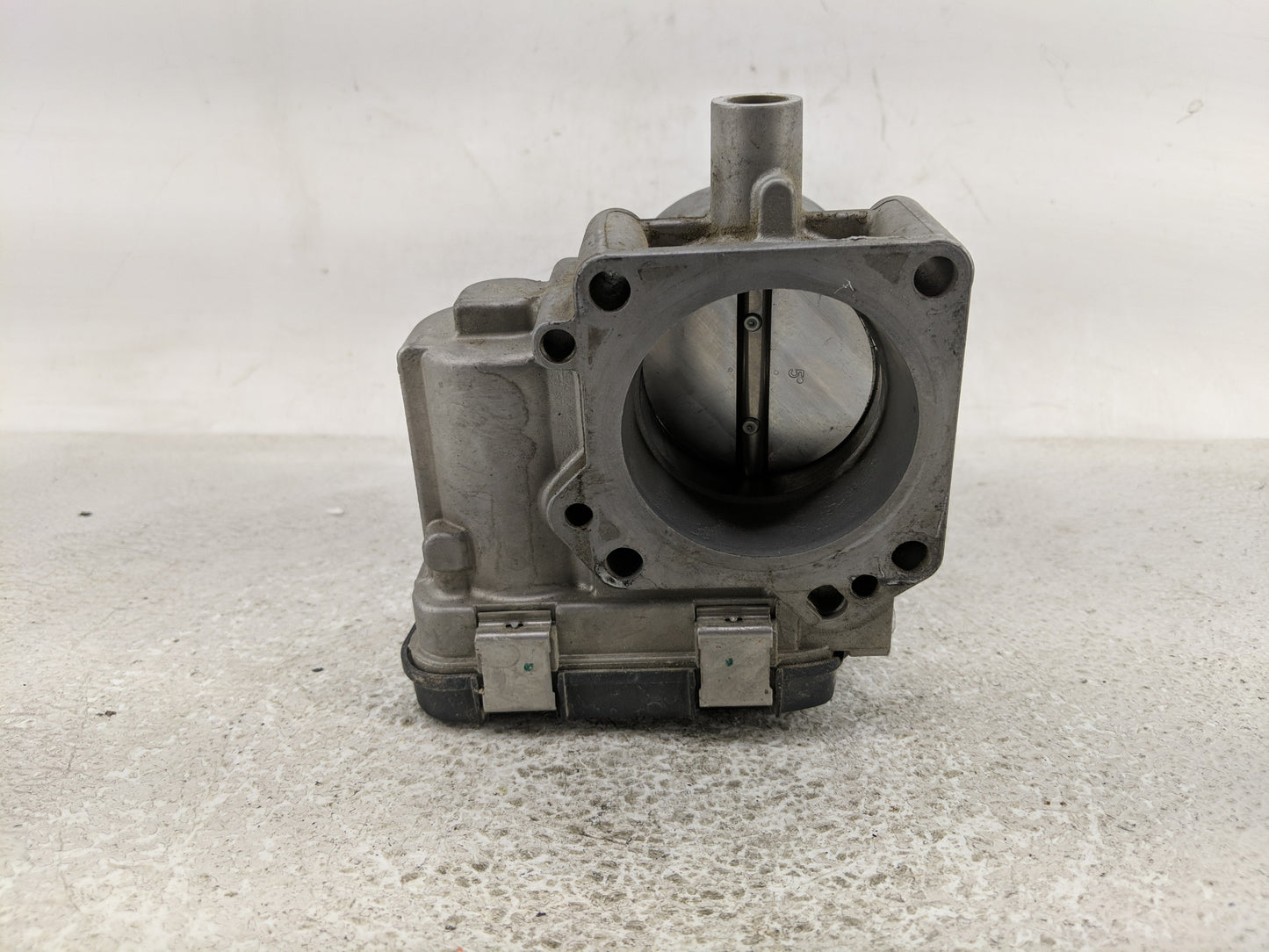 2019-2021 Volkswagen Jetta Throttle Body P/N:03F133062C Fits Fits 2016 2017 2018 2019 2020 2021 OEM Used Auto Parts - Oemuse