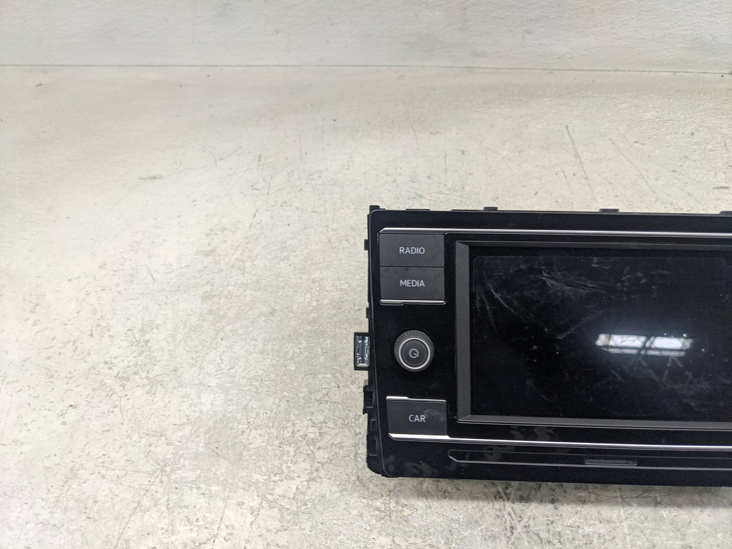 2019 Volkswagen Jetta Radio AM FM Cd Player Receiver Replacement P/N:17A 035 868 Fits OEM Used Auto Parts - Oemusedautoparts
