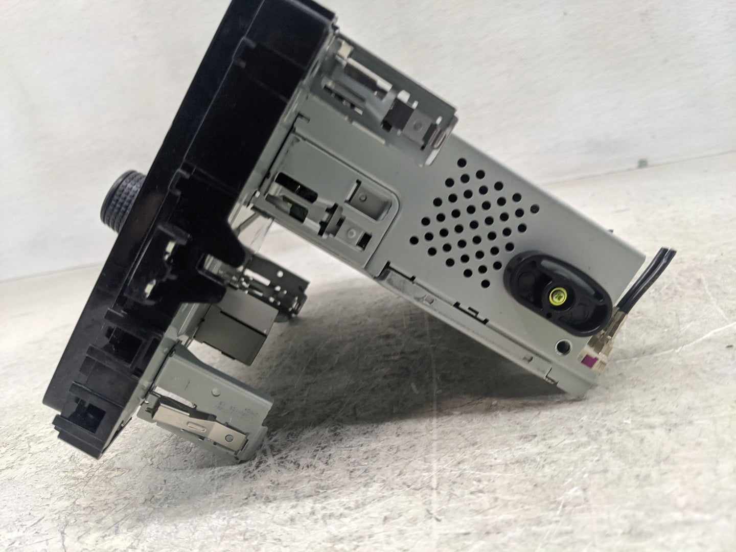 2019 Volkswagen Jetta Radio AM FM Cd Player Receiver Replacement P/N:17A 035 868 Fits OEM Used Auto Parts - Oemusedautoparts
