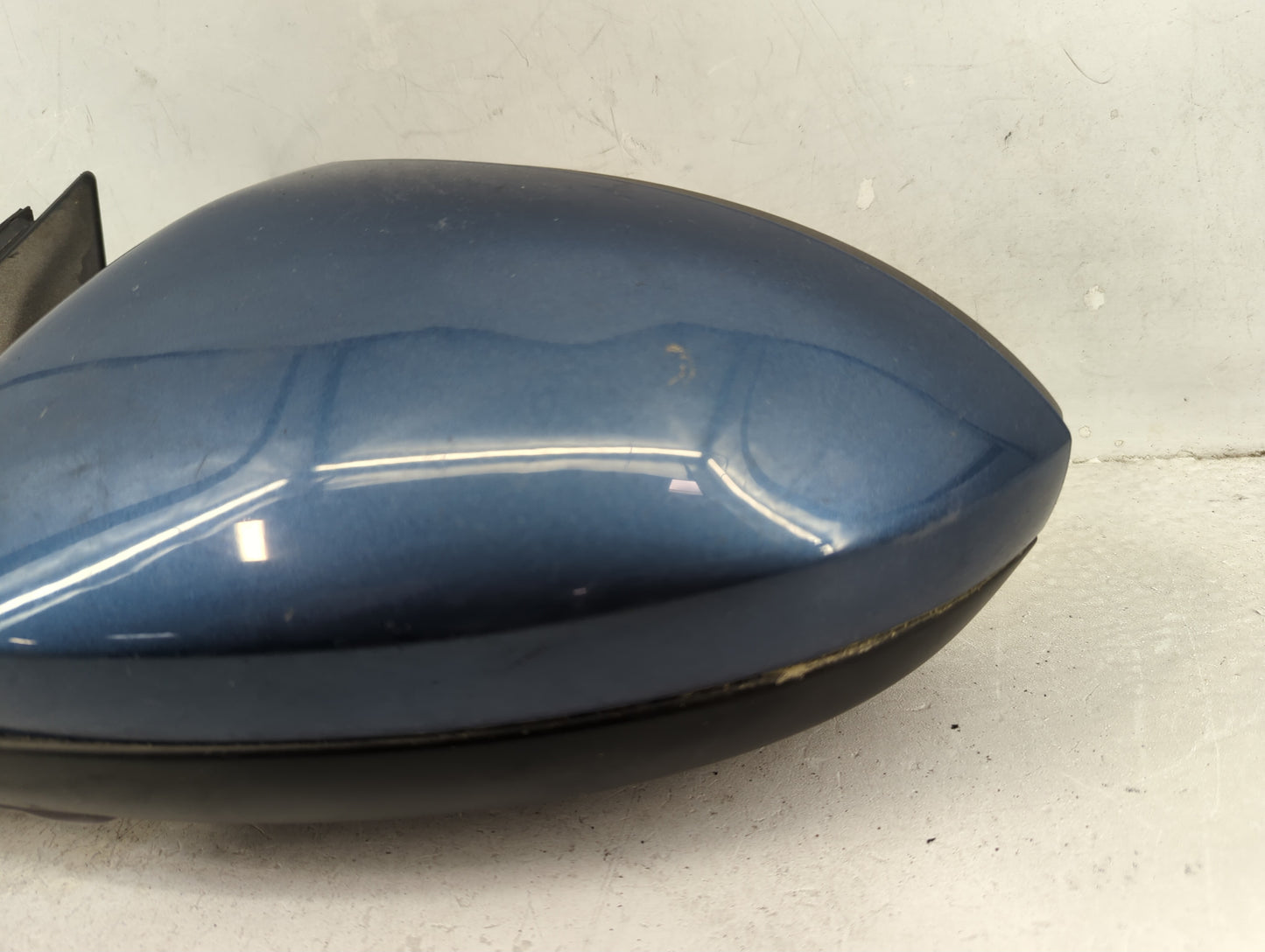 2019-2021 Volkswagen Jetta Driver Side View Mirror - Left Door Mirror OEM Used - Oemusedautoparts1.com