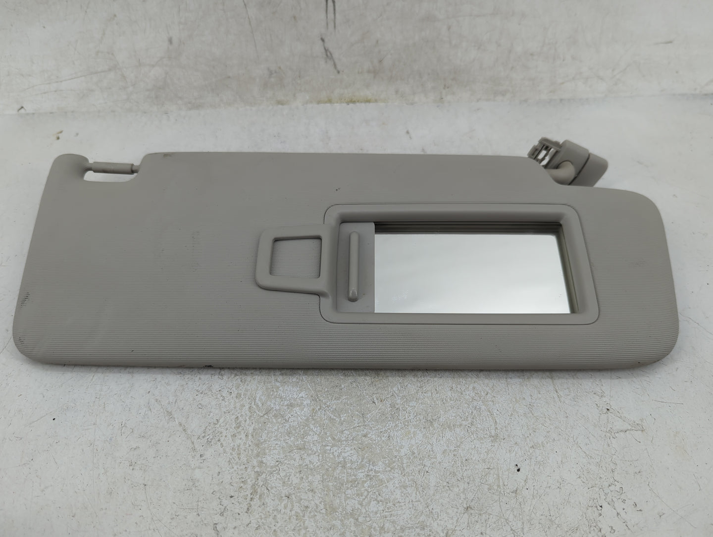 2019-2021 Volkswagen Jetta Sun Visor Shade Replacement Passenger Right Mirror Fits Fits 2019 2020 2021 OEM Used Auto Parts -
