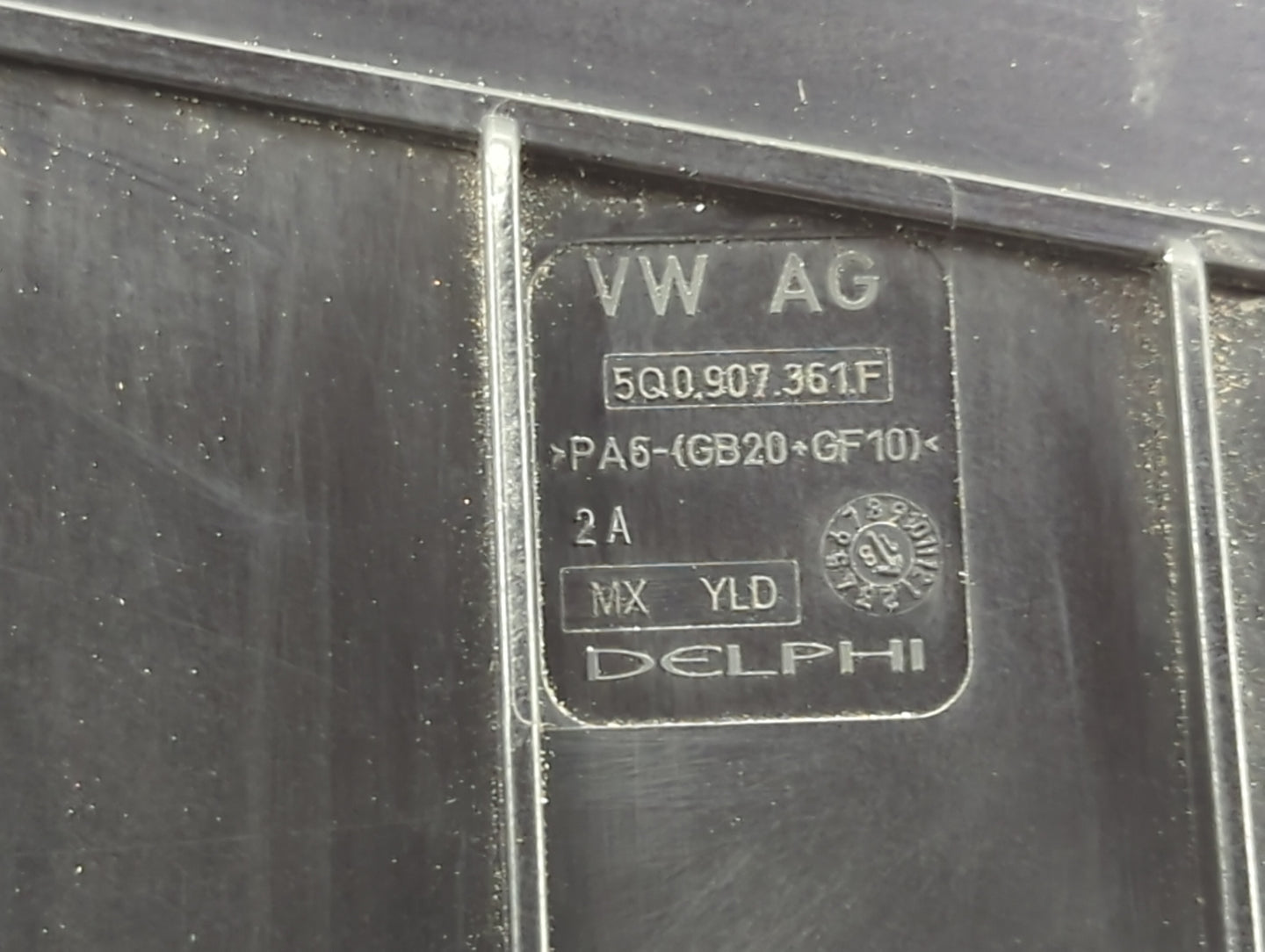 2019-2021 Volkswagen Jetta Fusebox Fuse Box Panel Relay Module P/N:5Q0 907 361 F Fits Fits 2019 2020 2021 OEM Used Auto Part