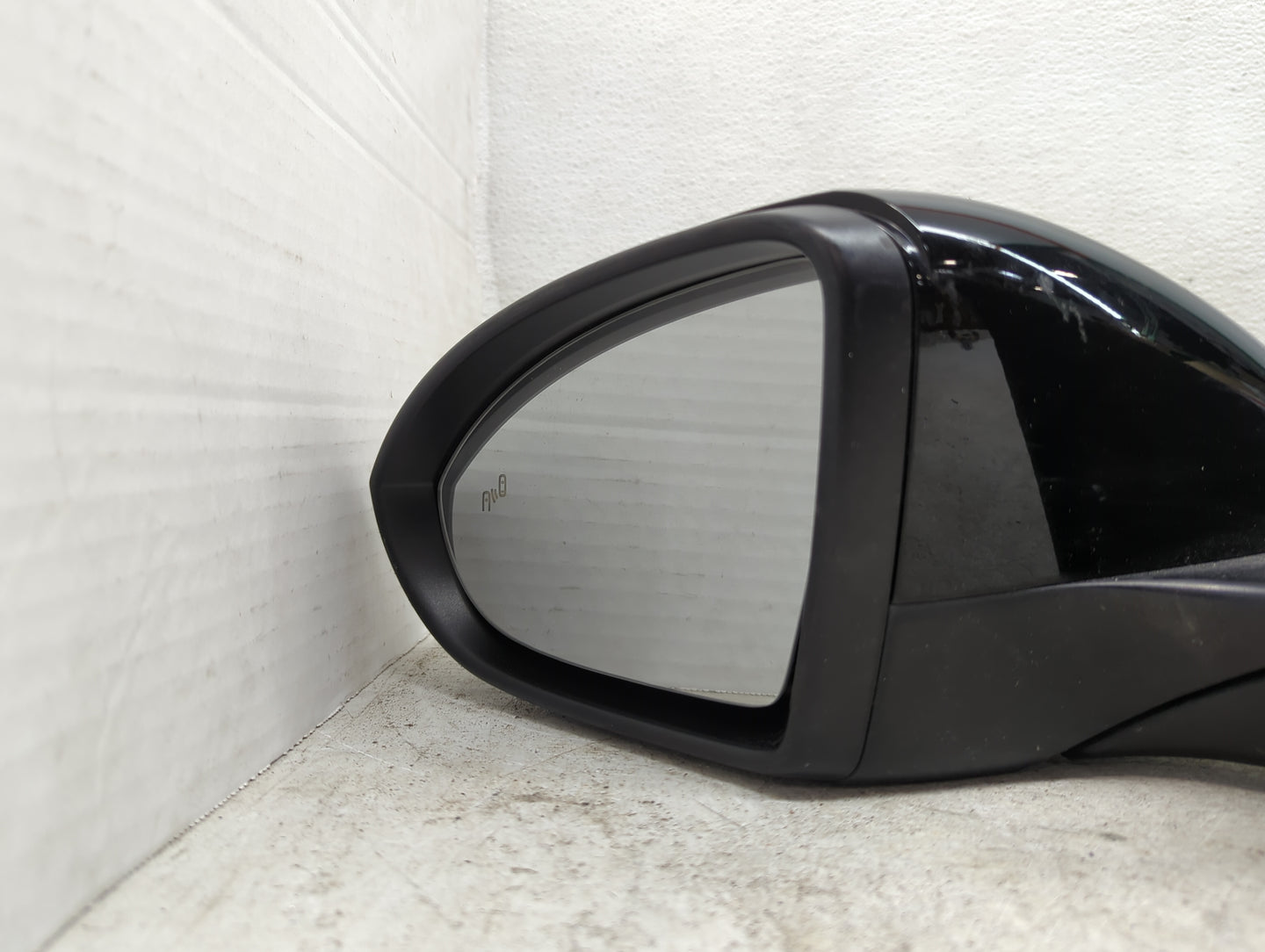 2019-2021 Volkswagen Jetta Driver Side View Mirror - Left Door Mirror OEM Used - Oemusedautoparts1.com