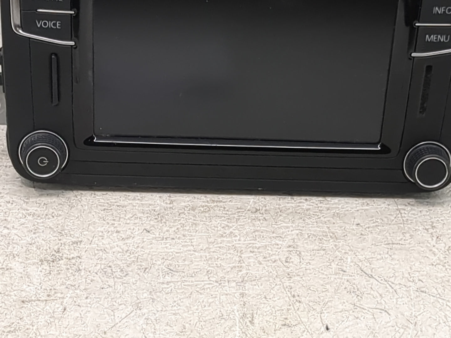 2019 Volkswagen Jetta Radio AM FM Cd Player Receiver Replacement P/N:5C0035684C VWZAZ2Y0209816 Fits OEM Used Auto Parts - Oe