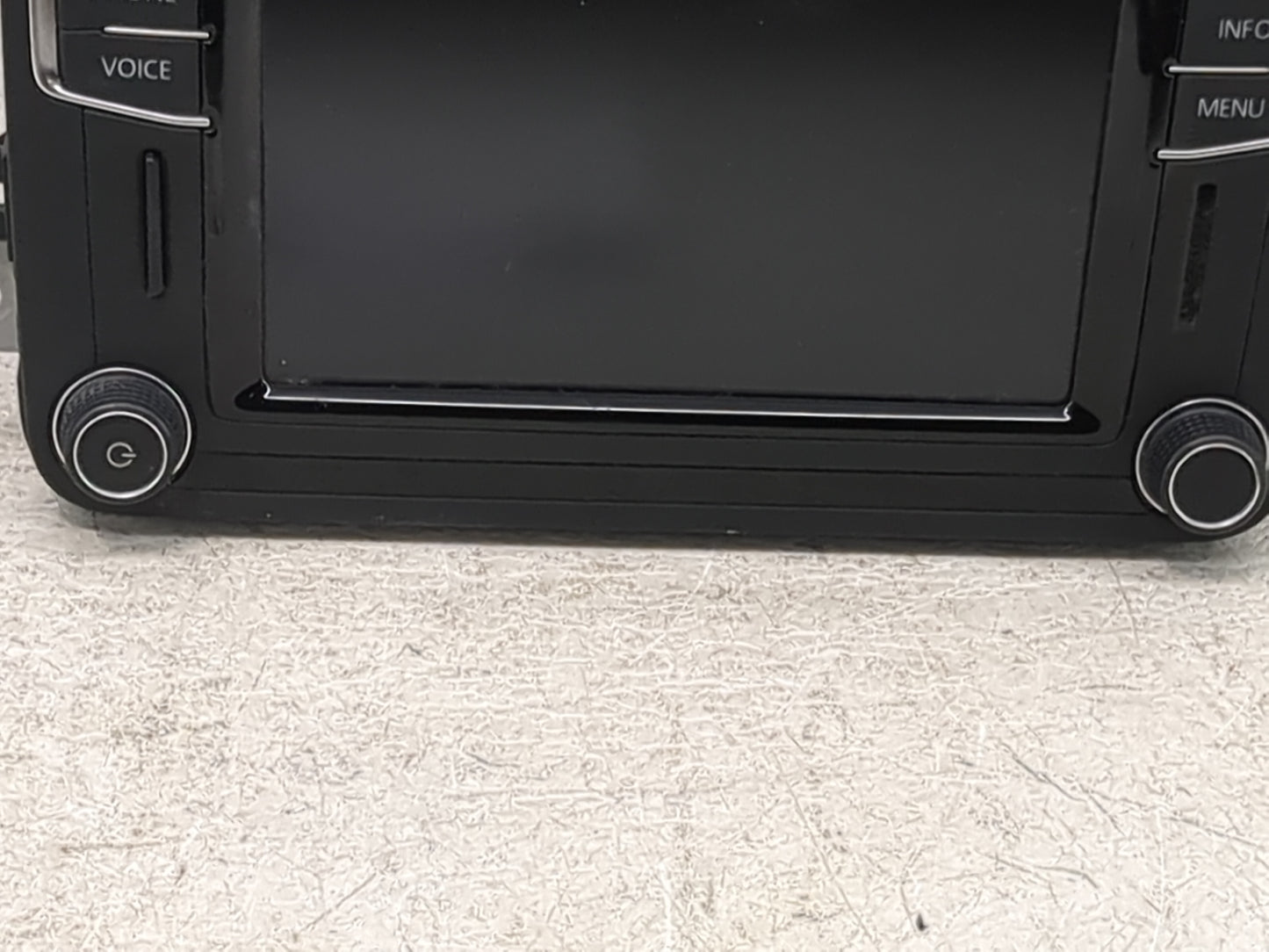 2019 Volkswagen Jetta Radio AM FM Cd Player Receiver Replacement P/N:5C0035684C VWZAZ2Y0209816 Fits OEM Used Auto Parts - Oe
