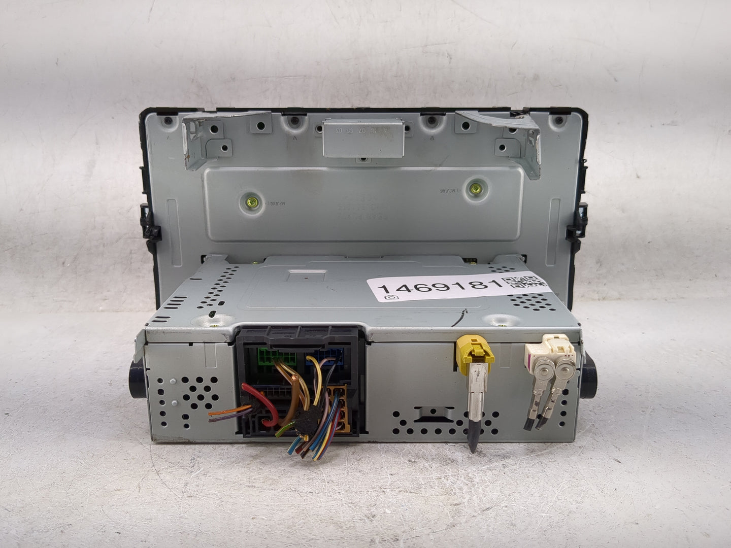 2019 Volkswagen Jetta Radio AM FM Cd Player Receiver Replacement P/N:17A035868 L77VW2, 8H2X0340 Fits OEM Used Auto Parts - O