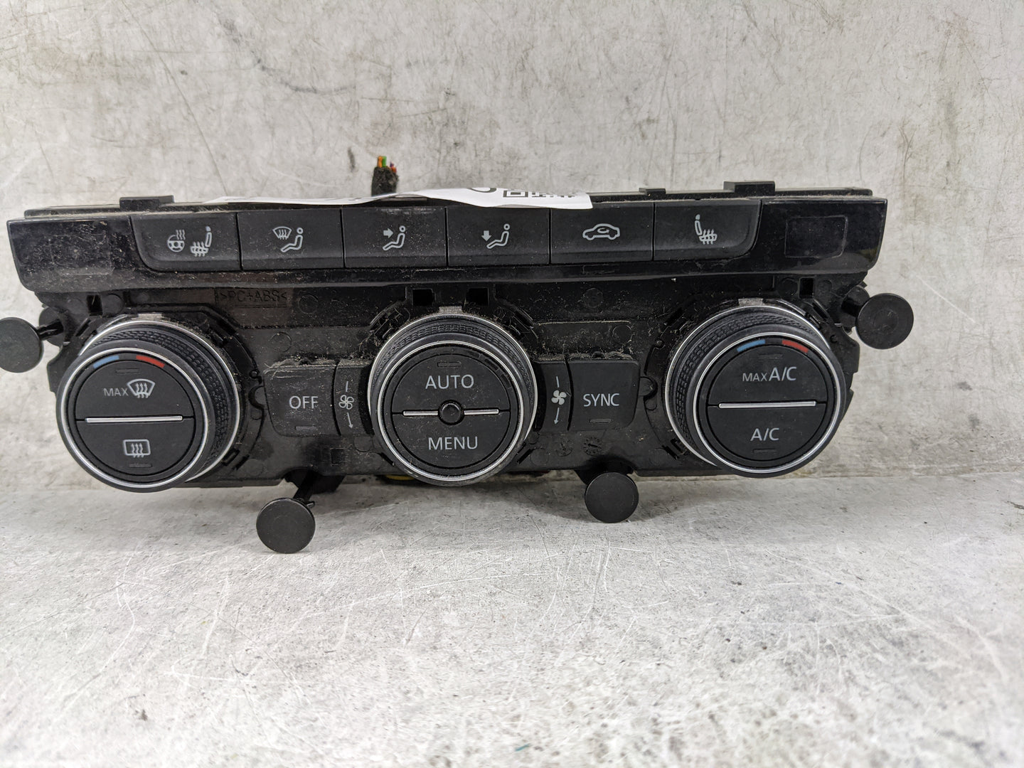 2019-2020 Volkswagen Jetta Climate Control Module Temperature AC/Heater Replacement P/N:5GM907044H 5HB013650-22 Fits OEM Use