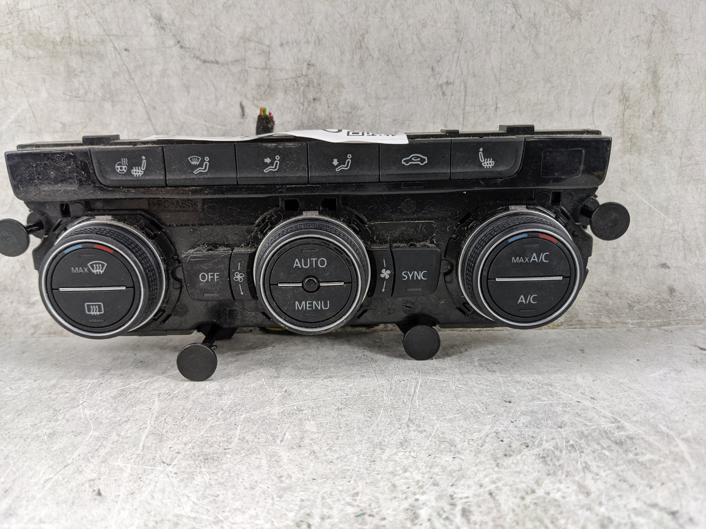 2019-2020 Volkswagen Jetta Climate Control Module Temperature AC/Heater Replacement P/N:5GM907044H 5HB013650-22 Fits OEM Use