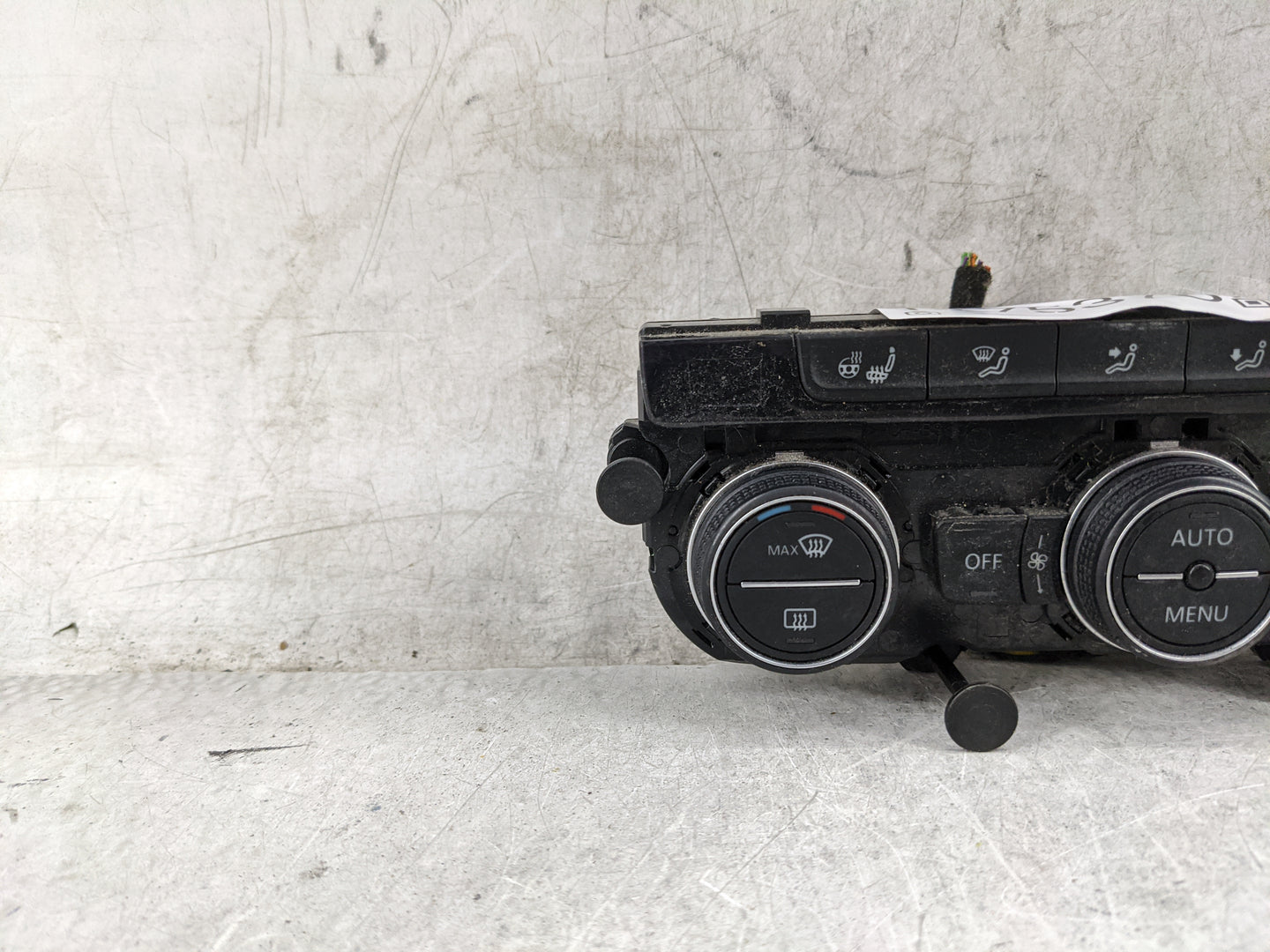 2019-2020 Volkswagen Jetta Climate Control Module Temperature AC/Heater Replacement P/N:5GM907044H 5HB013650-22 Fits OEM Use