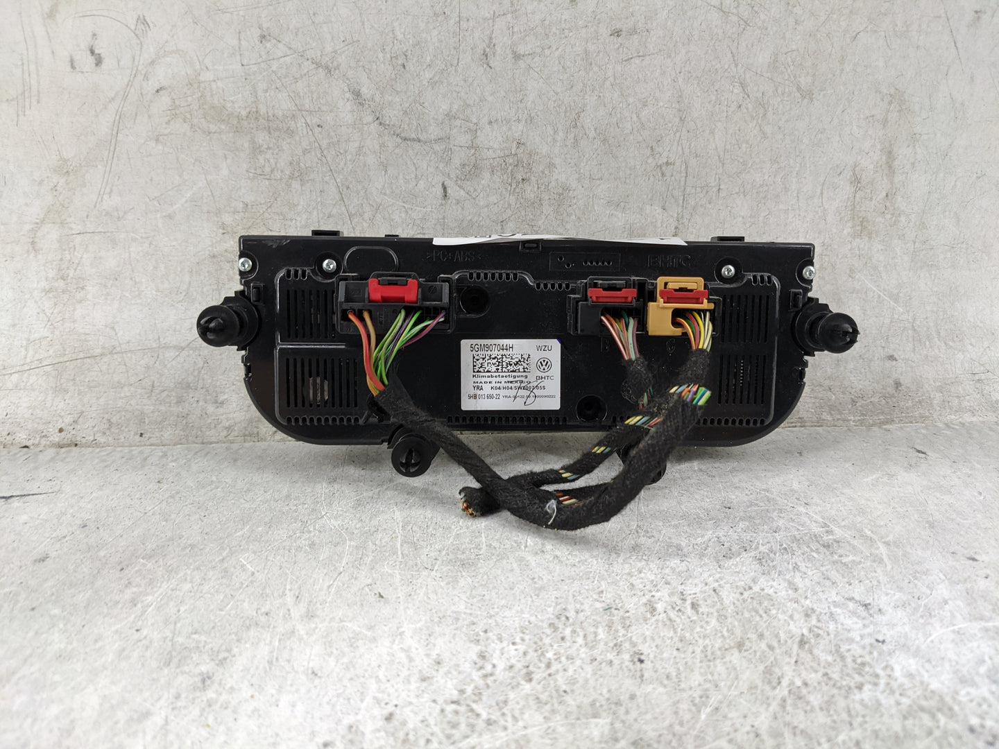 2019-2020 Volkswagen Jetta Climate Control Module Temperature AC/Heater Replacement P/N:5GM907044H 5HB013650-22 Fits OEM Use