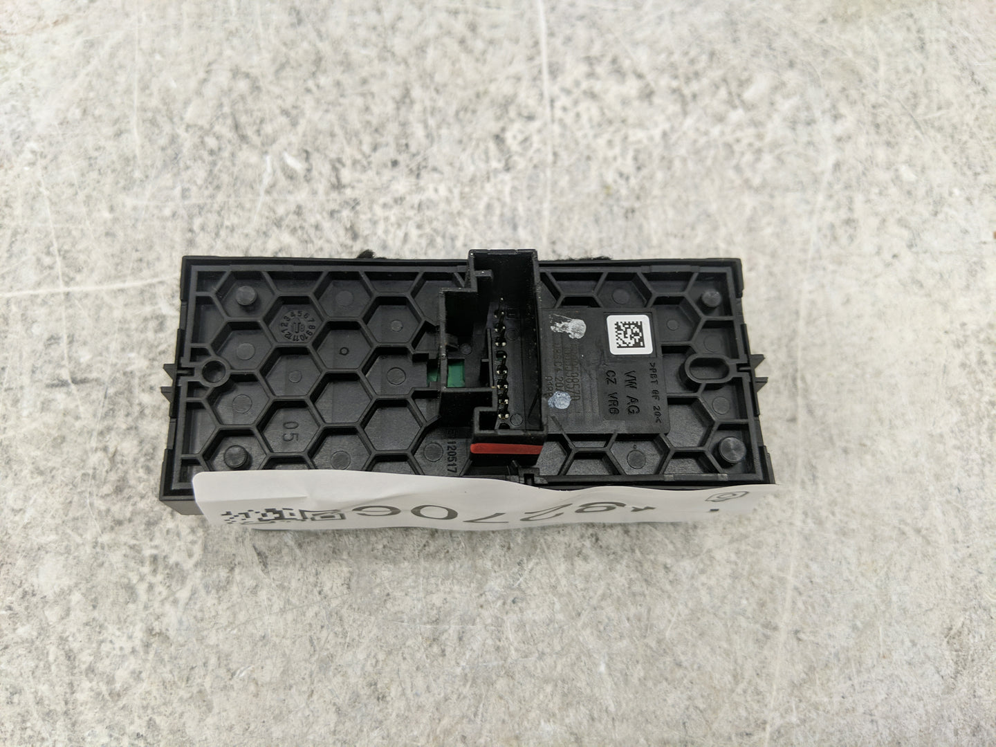 2019-2020 Volkswagen Jetta Master Power Window Switch Replacement Driver Side Left P/N:5G0959857D Fits OEM Used Auto Parts -