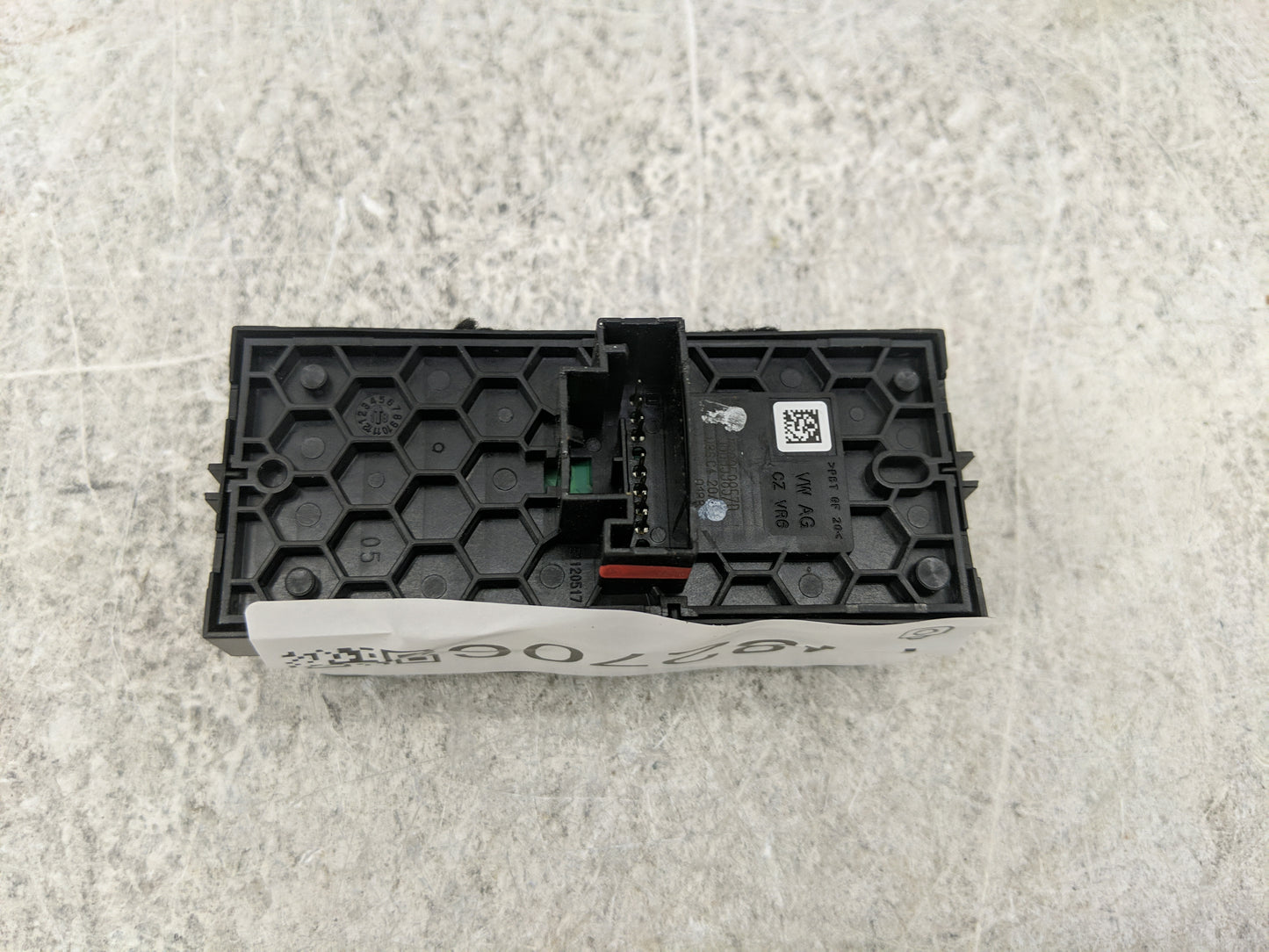 2019-2020 Volkswagen Jetta Master Power Window Switch Replacement Driver Side Left P/N:5G0959857D Fits OEM Used Auto Parts -