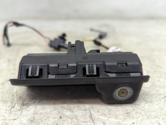compare product 2019 Volkswagen Jetta Backup Camera Or Backup Sensor