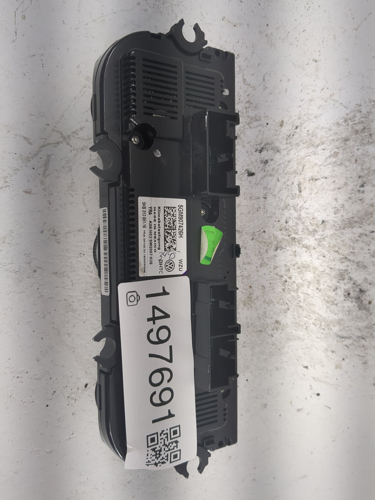 2019-2021 Volkswagen Jetta Climate Control Module Temperature AC/Heater Replacement P/N:5GM907426H 5HB 013 651-16 Fits OEM U