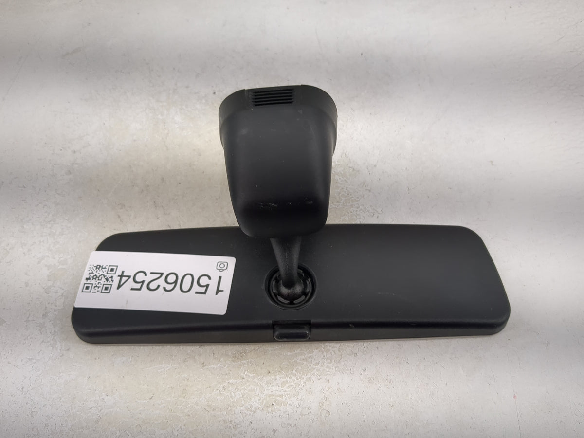 2019-2021 Volkswagen Jetta Interior Rear View Mirror Replacement OEM P/N:E1 021065 Fits Fits 2019 2020 2021 OEM Used Auto Pa