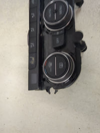 2019-2020 Volkswagen Jetta Climate Control Module Temperature AC/Heater Replacement P/N:5GM907044H 5HB01365022 Fits Fits 201
