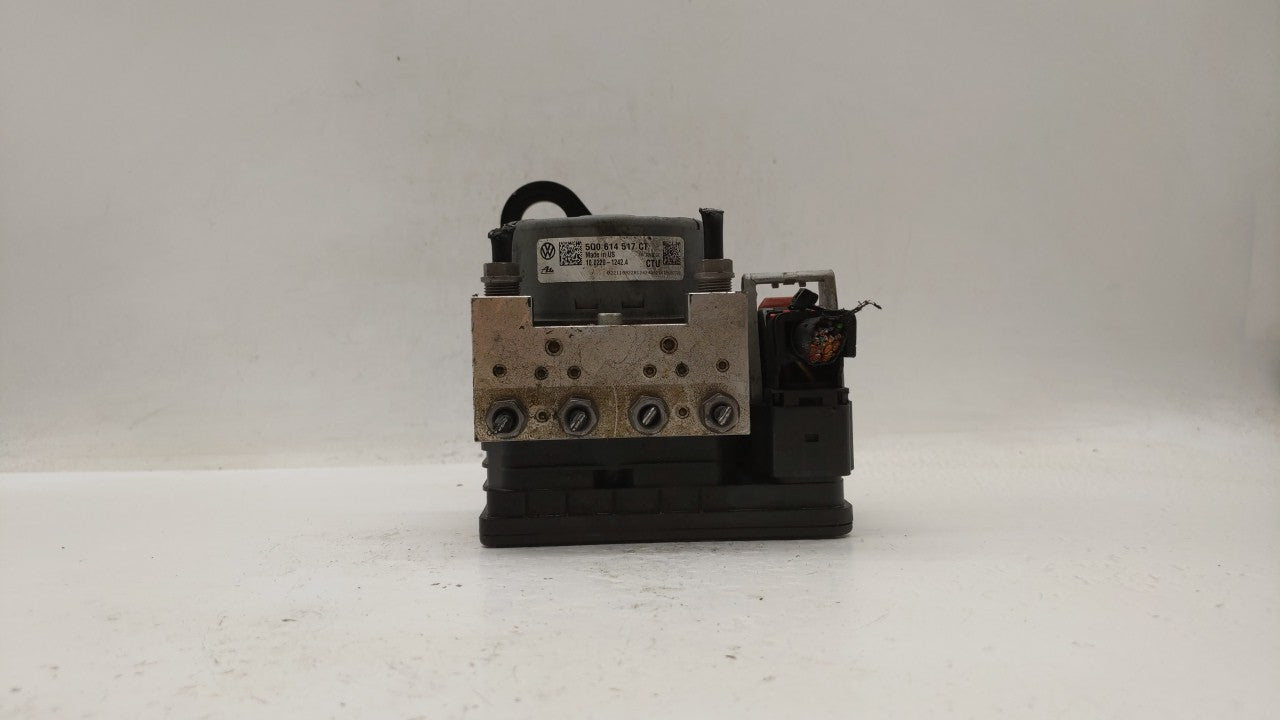 2019 Volkswagen Jetta ABS Pump Control Module Replacement P/N:5Q0 614 517 DG 5Q0 614 517 DN, 5Q0 614 517 CT Fits OEM Used Au