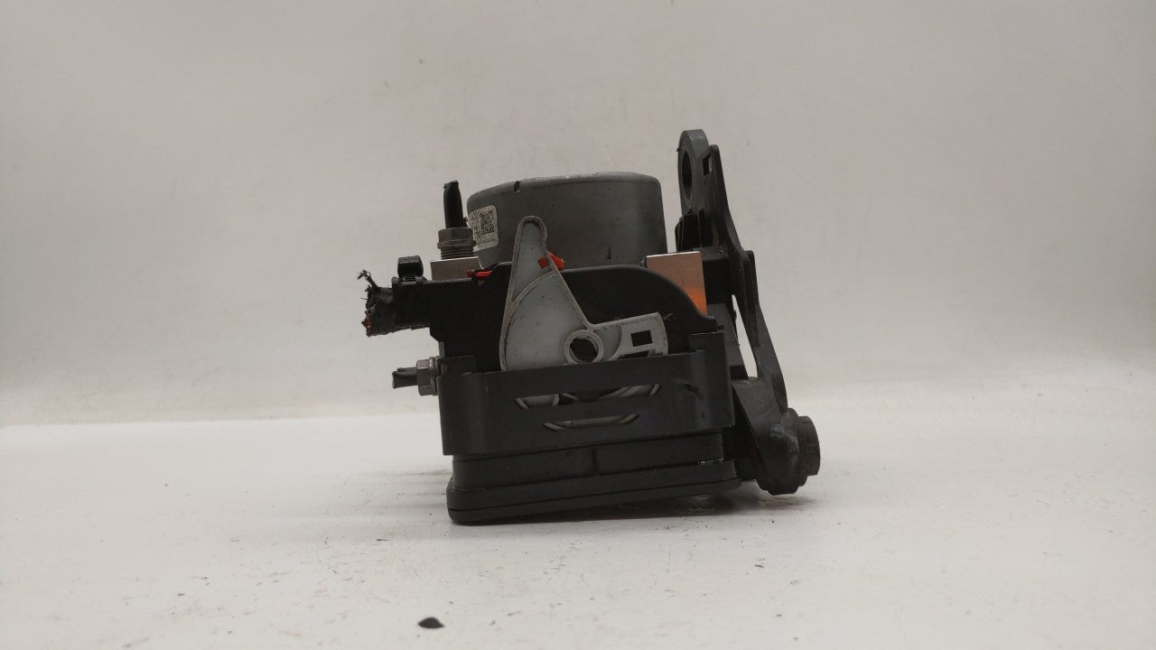 2019 Volkswagen Jetta ABS Pump Control Module Replacement P/N:5Q0 614 517 DG 5Q0 614 517 DN, 5Q0 614 517 CT Fits OEM Used Au