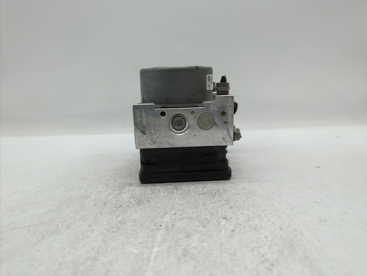 2019 Volkswagen Jetta Anti-Lock Brake ABS Pump Module Actuator OEM P/N:5Q0 614 517 EB 5Q0 614 517 DG, 5Q0 614 517 DN Fits OE