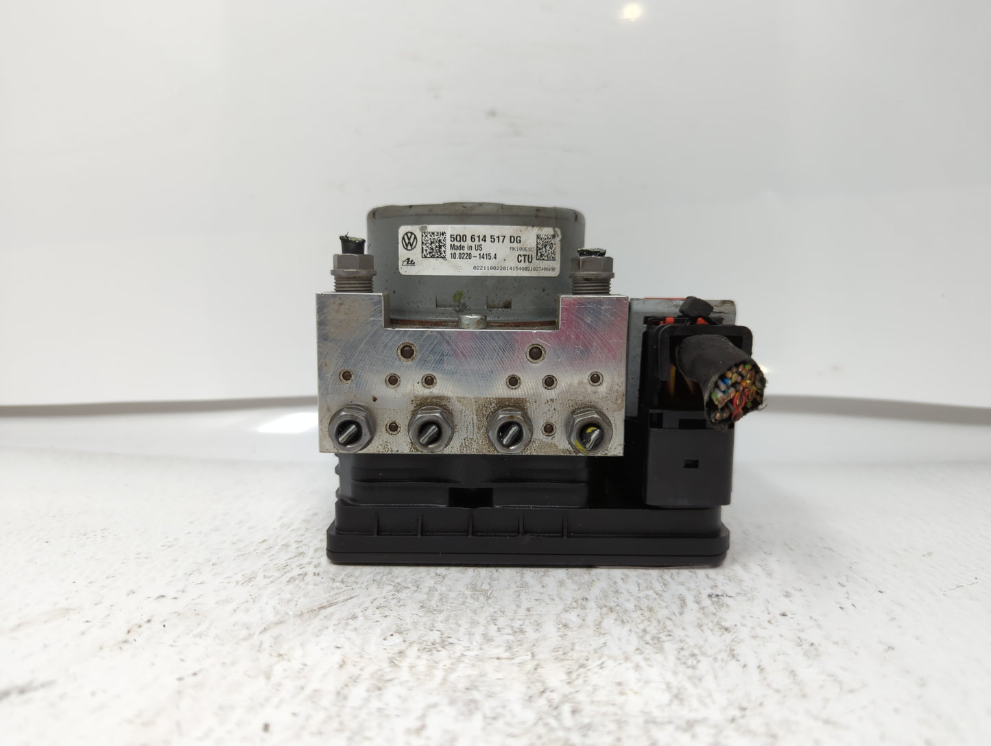 2019 Volkswagen Jetta ABS Pump Control Module Replacement P/N:5Q0 614 517 EB 5Q0 614 517 DG, 5Q0 614 517 DN, 5Q0 614 517 CT 