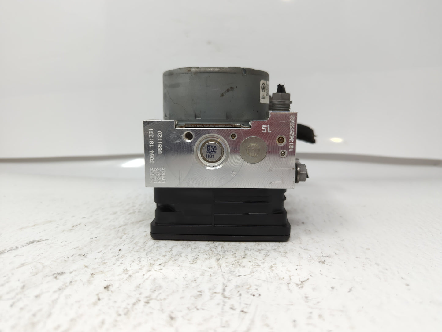 2019 Volkswagen Jetta ABS Pump Control Module Replacement P/N:5Q0 614 517 EB 5Q0 614 517 DG, 5Q0 614 517 DN, 5Q0 614 517 CT 