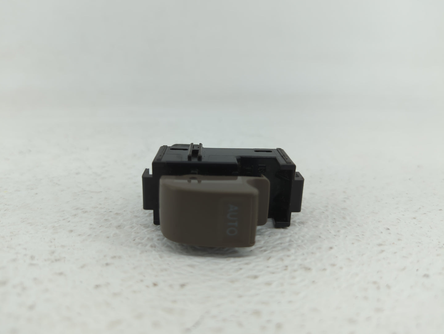2019-2020 Volkswagen Jetta Driver Left Door Master Power Window Switch - Oemusedautoparts1.com