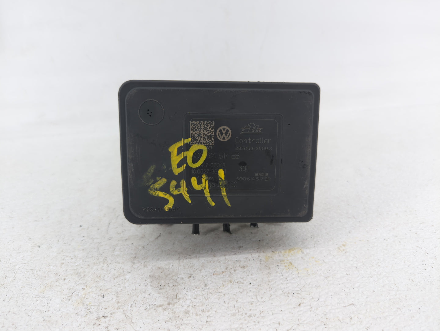 2019 Volkswagen Jetta ABS Pump Control Module Replacement P/N:5Q0 614 517 EB 5Q0 614 517 DG, 5Q0 614 517 DN, 5Q0 614 517 CT 