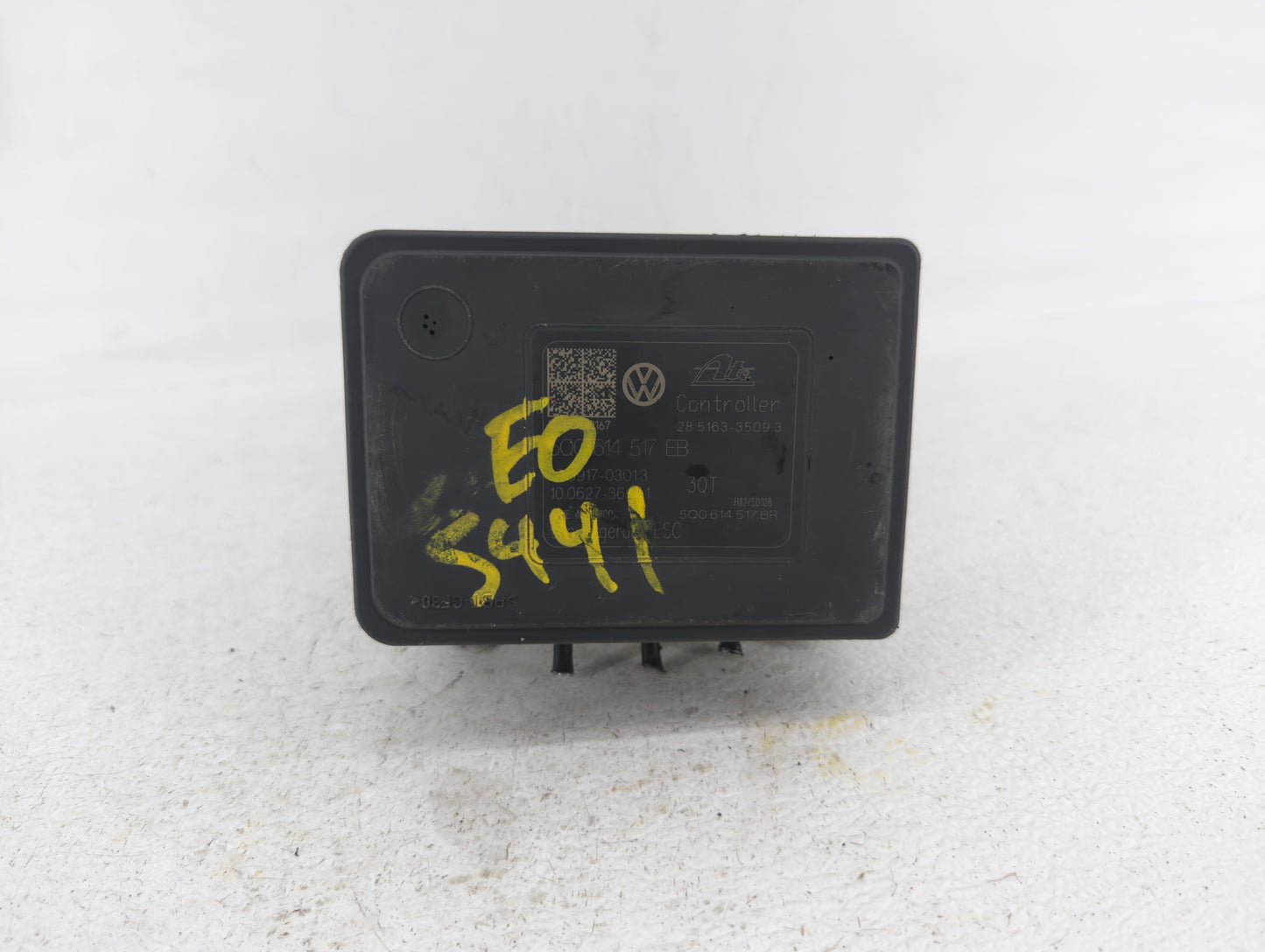 2019 Volkswagen Jetta ABS Pump Control Module Replacement P/N:5Q0 614 517 EB 5Q0 614 517 DG, 5Q0 614 517 DN, 5Q0 614 517 CT 