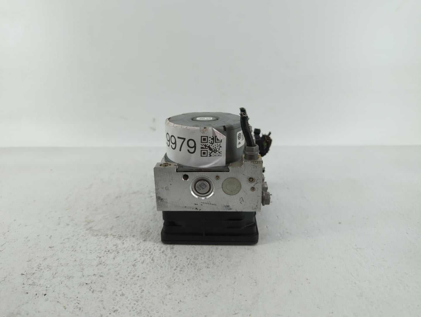 2019 Volkswagen Jetta ABS Pump Control Module Replacement P/N:5Q0 614 517 EB 5Q0 614 517 DG, 5Q0 614 517 DN, 5Q0 614 517 CT 