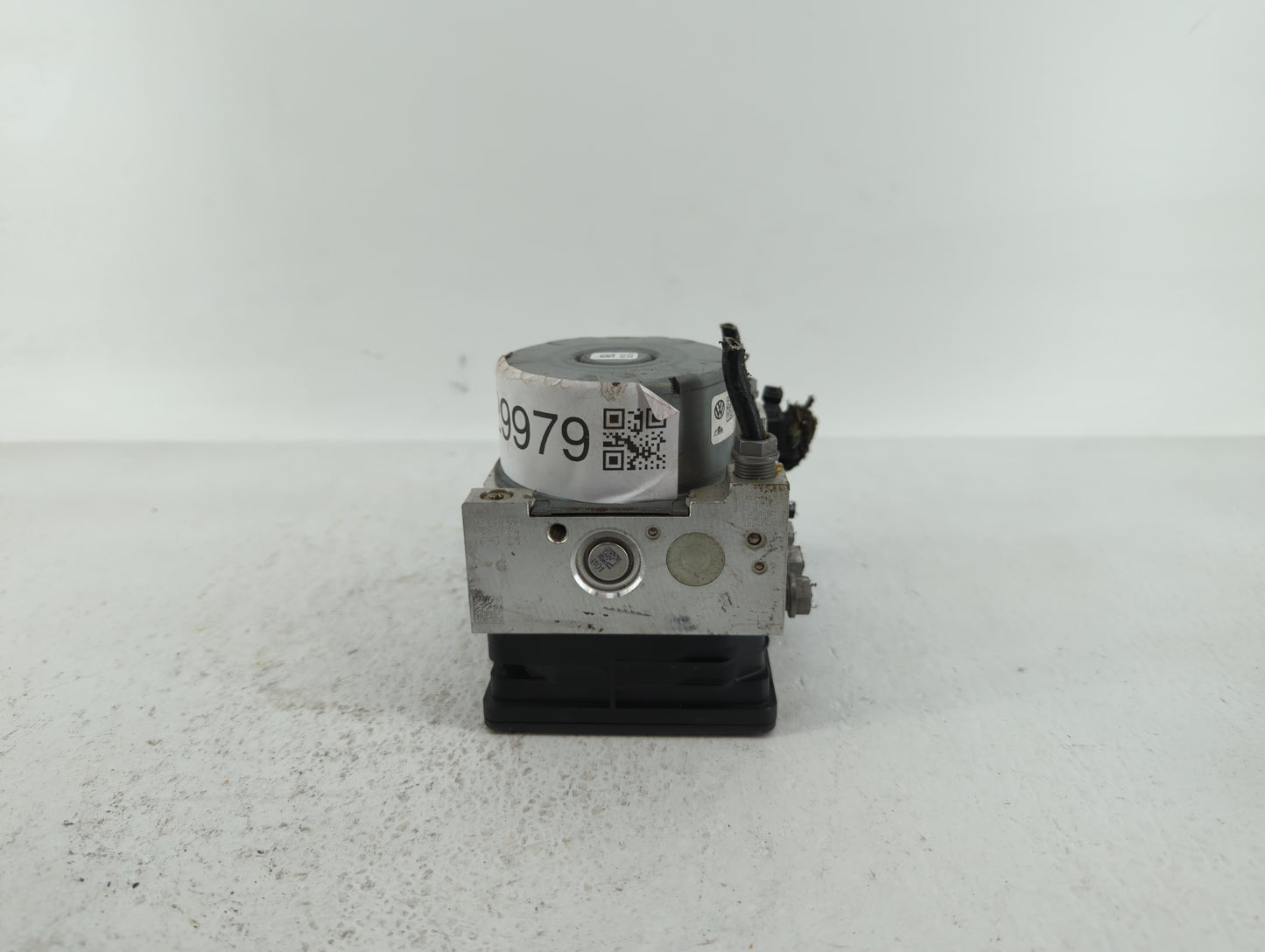 2019 Volkswagen Jetta ABS Pump Control Module Replacement P/N:5Q0 614 517 EB 5Q0 614 517 DG, 5Q0 614 517 DN, 5Q0 614 517 CT 