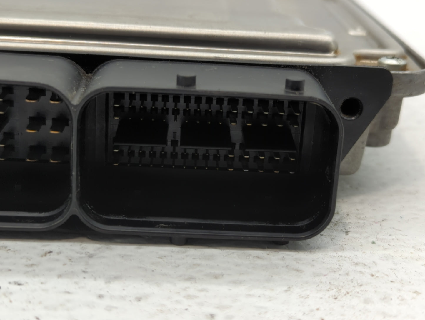 2019 Volkswagen Jetta PCM Engine Control Computer ECU ECM PCU OEM P/N:04E 907 309 BT 261 S22 041 Fits OEM Used Auto Parts - 