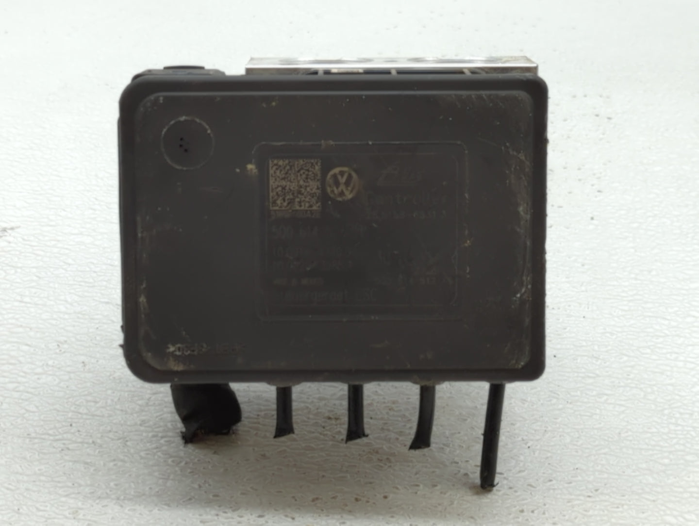 2019 Volkswagen Jetta ABS Pump Control Module Replacement P/N:5Q0 614 517 CT Fits OEM Used Auto Parts - Oemusedautoparts1.co