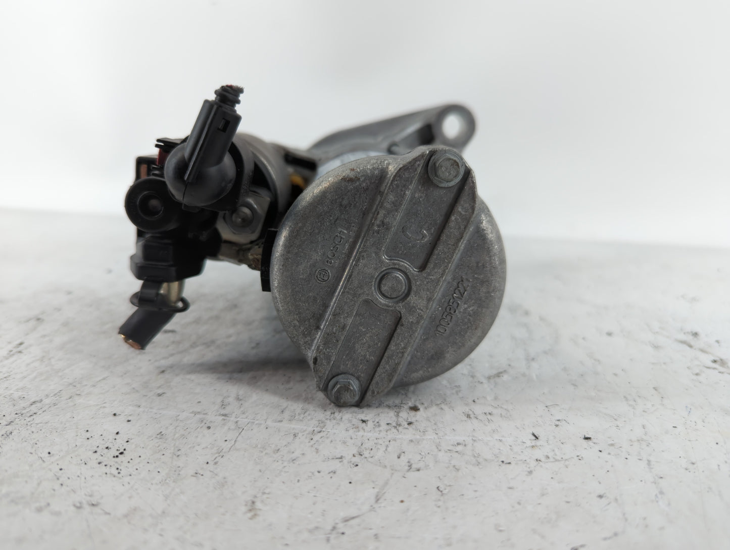 2019-2021 Volkswagen Jetta Car Starter Motor Solenoid OEM P/N:20092018 0AM 911 023 N Fits Fits 2019 2020 2021 OEM Used Auto 