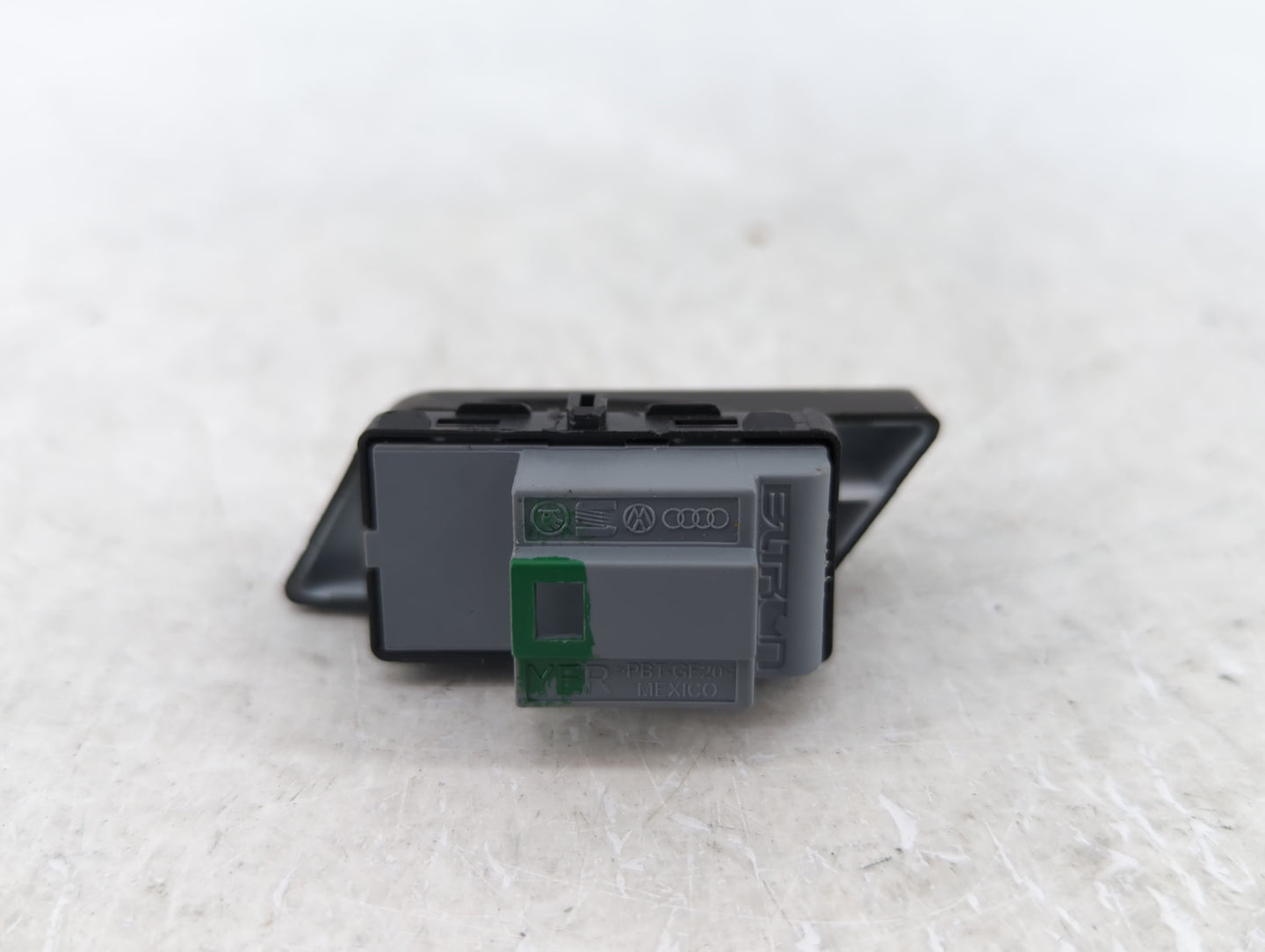 2019-2021 Volkswagen Jetta Master Power Window Switch Replacement Driver Side Left P/N:A33618 04S 17A962125 Fits OEM Used Au