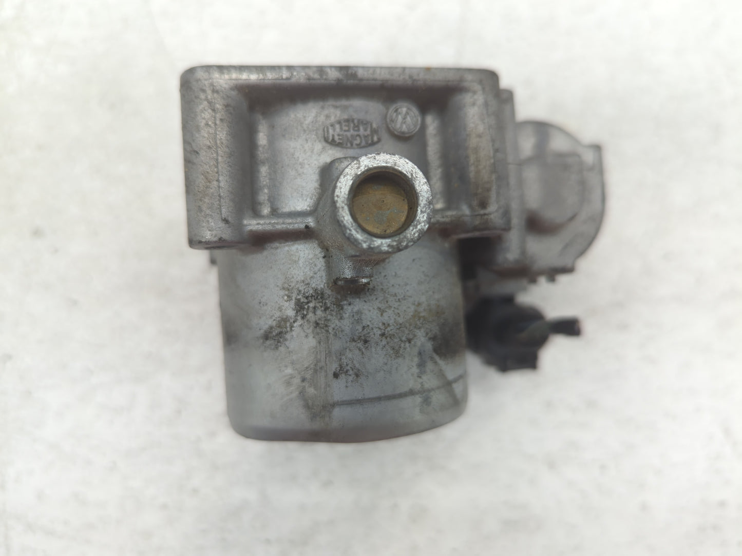 2019-2021 Volkswagen Jetta Throttle Body P/N:03F13306 C Fits Fits 2016 2017 2018 2019 2020 2021 OEM Used Auto Parts - Oemuse