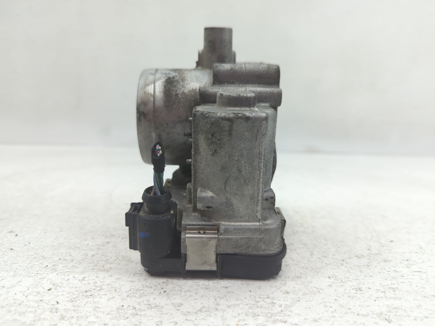 2019-2021 Volkswagen Jetta Throttle Body P/N:03F13306 C Fits Fits 2016 2017 2018 2019 2020 2021 OEM Used Auto Parts - Oemuse