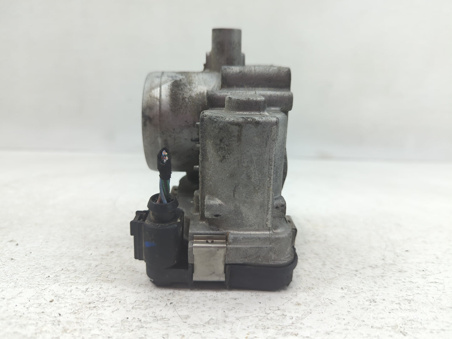 2019-2021 Volkswagen Jetta Throttle Body P/N:03F13306 C Fits Fits 2016 2017 2018 2019 2020 2021 OEM Used Auto Parts - Oemuse